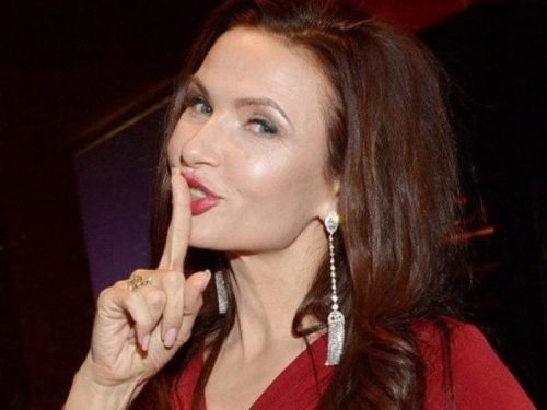 Новости дня: "Бога вспомнила": полуголая Бледанс взбесила верующих