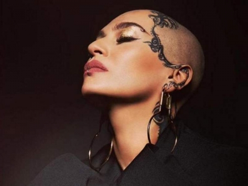 Новости дня: Фото молодой Наргиз без бритой головы и тату поразил фанатов