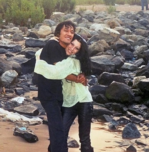 Новости дня: Фото молодой Наргиз без бритой головы и тату поразил фанатов