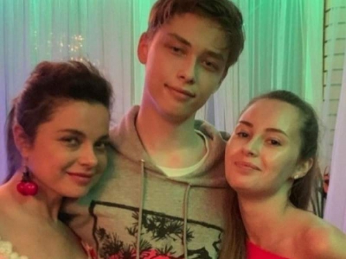 Новости дня: "За секс дарили машины": звезда "Дома-2" разбила сердце сыну Наташе Королевой