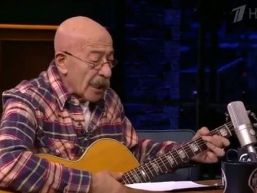 Новости дня: Розенбаум перепел песню Бузовой, насмешив Урганта