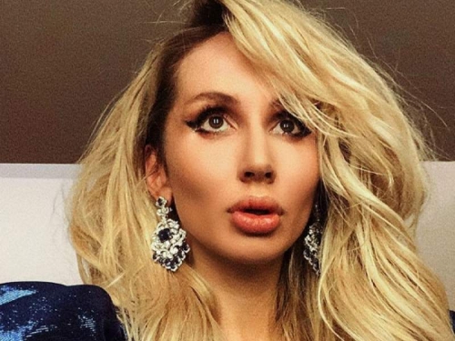 Новости дня: "Противный клип": снимающая с себя кожу на видео Лобода вызвала отвращение в Сети