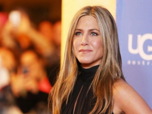 Новости дня: На Дженнифер Энистон подписались за два дня более 11 миллионов человек