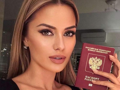 Новости дня: Виктория Боня оправдалась за полет в эконом-классе