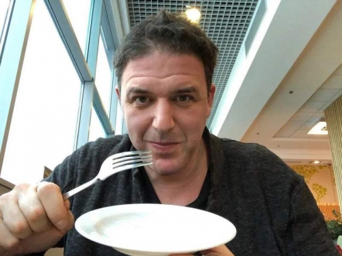 Новости дня: Максим Виторган показал "голое" видео купания в проруби