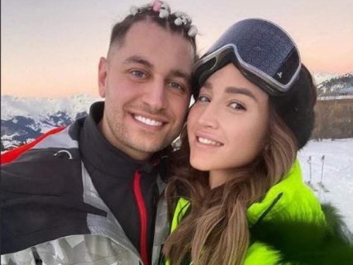 Новости дня: Давид Манукян показал Бузову на видео без макияжа и фильтров