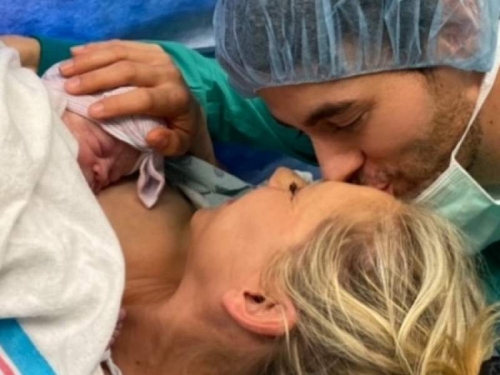 Новости дня: Энрике Иглесиас назвал дочь несуществующим русским именем