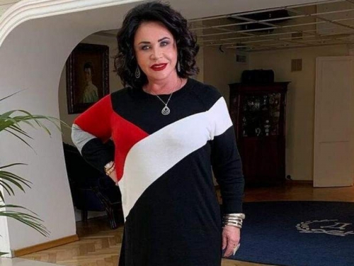 Новости дня: Диету Надежды Бабкиной, похудевшей на 22 кг, одобрили врачи