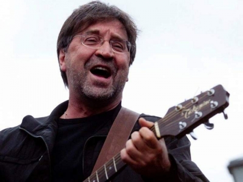 Новости дня: "Очнулся в морге": Юрия Шевчука в кафе избили уголовники