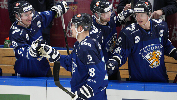 Финские хоккеисты обыграли канадцев на этапе Евротура в Москве
