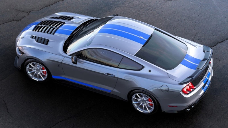 Дорогу королю! Новый Ford Mustang Shelby GT500KR предложит более 900 л.с.