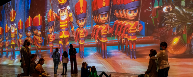 Шоу «Иммерсивный Щелкунчик» посетили звезды отечественного шоу-бизнеса