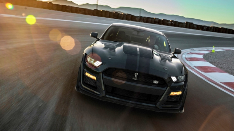 Дорогу королю! Новый Ford Mustang Shelby GT500KR предложит более 900 л.с.