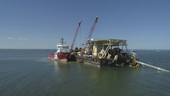 Глава Минфина ФРГ заявил о возможности запуска "Северного потока-2"