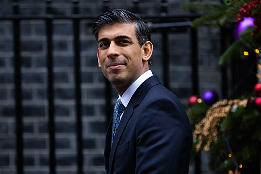 Премьера Великобритании оштрафовали