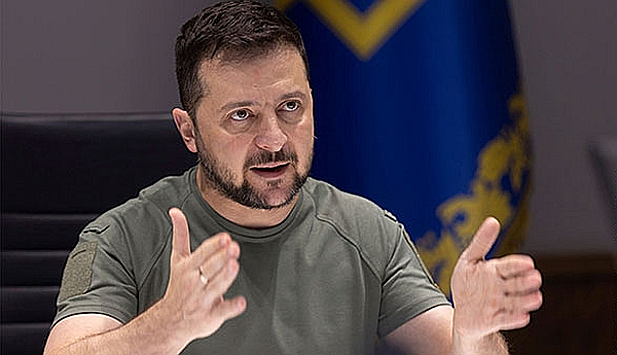 Зеленский оценил ситуацию для ВСУ под Артемовском и Угледаром