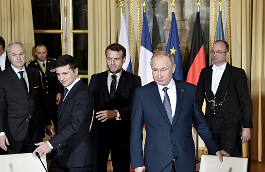 Зеленский сделал заявление о переговорах с Путиным