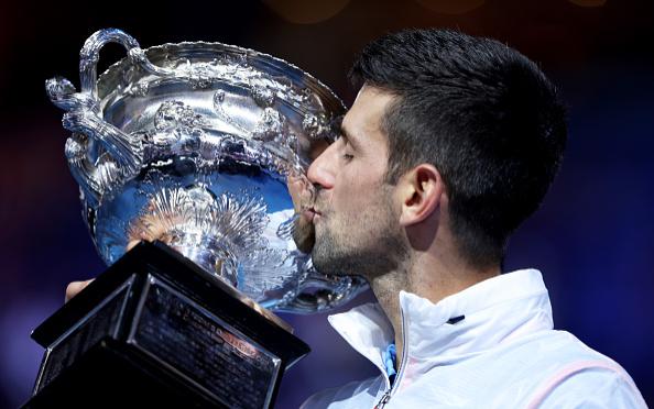 Новое поколение не может обыграть ветеранов тенниса. В чем причины