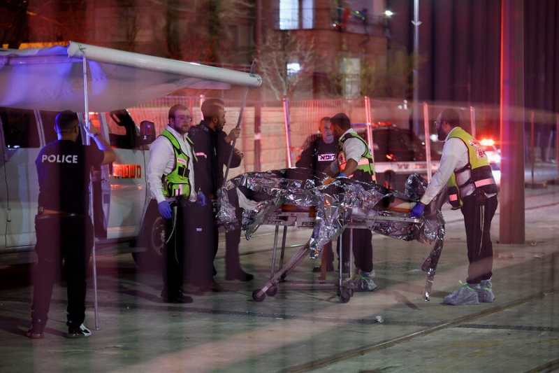 «Полиция не поверила позвонившим». Что известно о теракте в Иерусалиме 