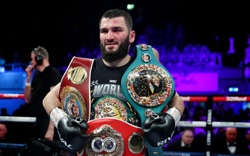 WBC назвал следующего соперника непобежденного российского чемпиона