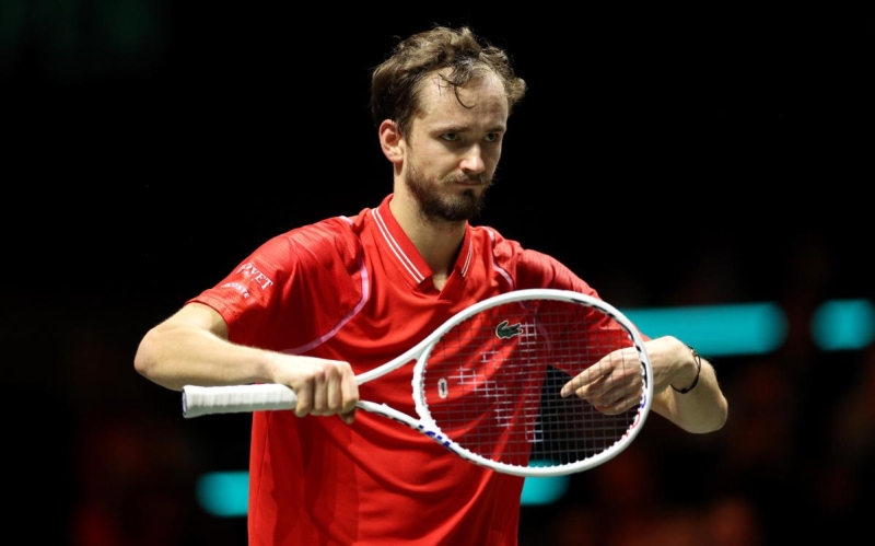 Даниил Медведев вышел в полуфинал турнира в Дохе