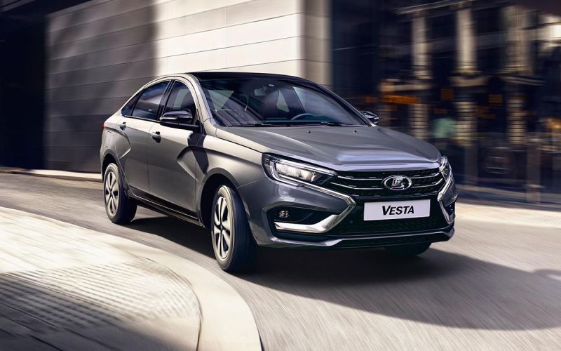 
            Дилеры рассказали о сроках начала продаж новых Lada Vesta NG
        