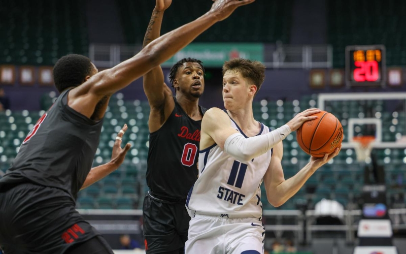 Клуб в США извинился перед украинским баскетболистом за выкрики «Россия»