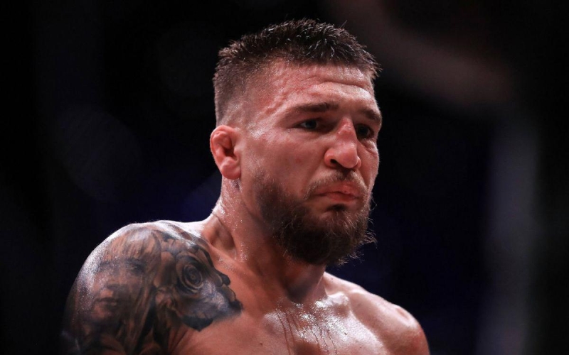 Непобежденный украинский боец защитил титул чемпиона Bellator