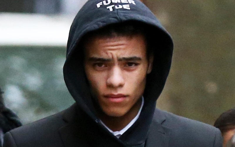 Полиция после года расследования сняла со звезды МЮ обвинения в насилии