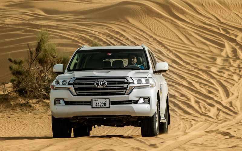 
            Эксперты перечислили риски при покупке машин из параллельного импорта
        