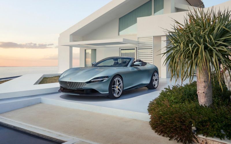 Ferrari представила новую четырехместную модель