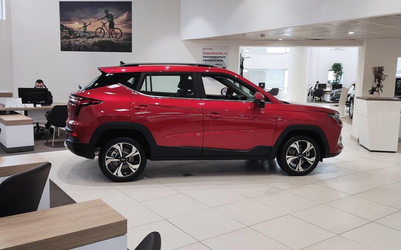 «Москвич» запустил акцию на покупку бензиновых кроссоверов