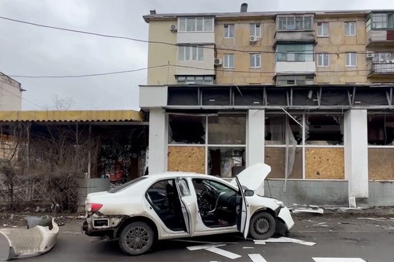 «Он жив, все в порядке». Что известно о покушении на начальника полиции Мариуполя 