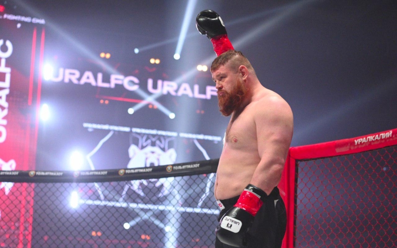 Вячеслав Дацик нокаутировал экс-соперника Емельяненко за 57 секунд