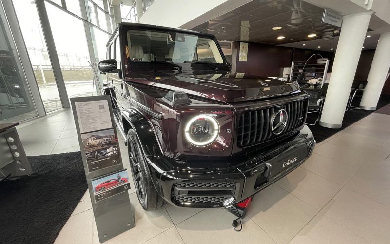 
            Минпромторг опубликовал список облагаемых налогом на роскошь машин
        