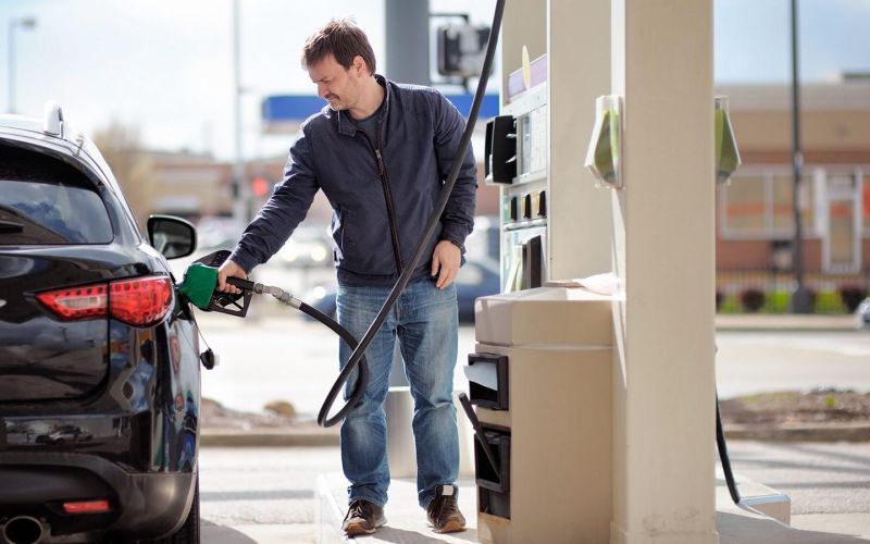 
            «Потенциал для роста цен есть». Что будет со стоимостью бензина в мае
        