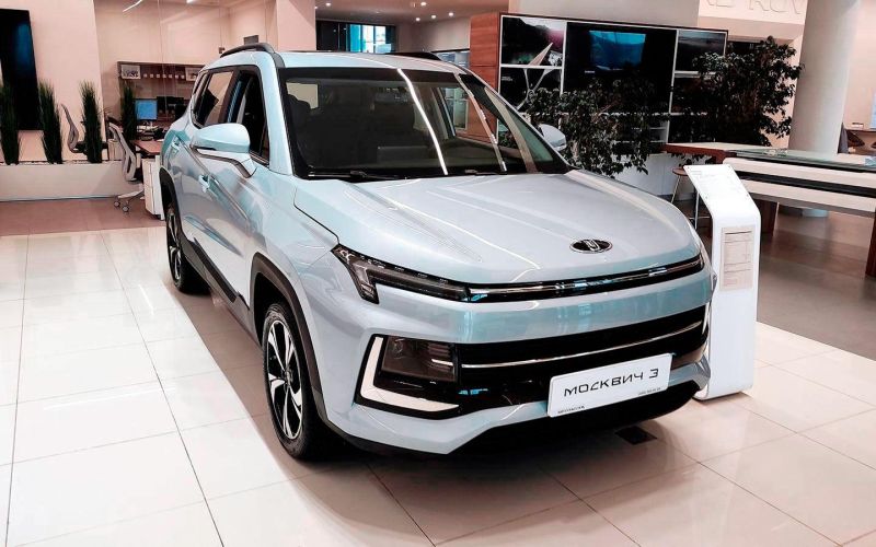 
            Страховщики назвали стоимость ОСАГО и каско для «Москвича 3» и новой Lada
        