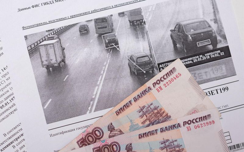 В ГИБДД назвали 10 главных штрафов. Как их избежать