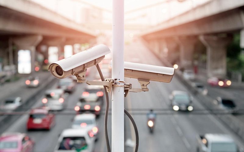 
            В Москве страховщики получили доступ к 700 камерам на МКАД
        