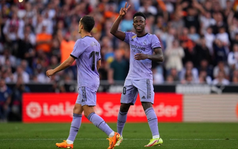 «Реал» проиграл «Валенсии» и опустился на третье место в чемпионате