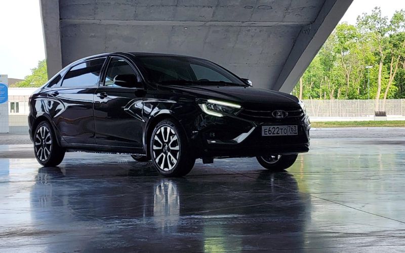 Дорогая Lada Vesta и возрожденная «Волга». Автоновости недели