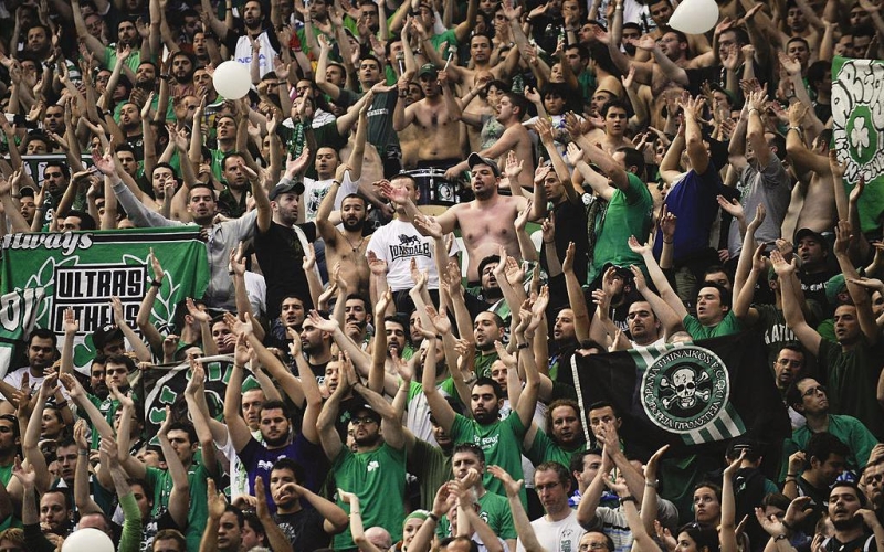 Фанаты сорвали матч финала чемпионата Греции по баскетболу