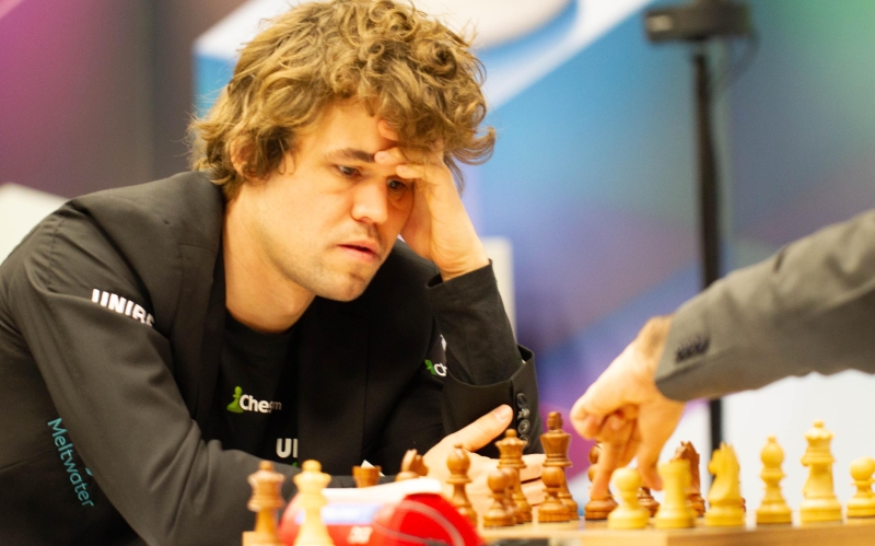 Карлсен впервые за 16 лет не выиграл ни одной партии на турнире