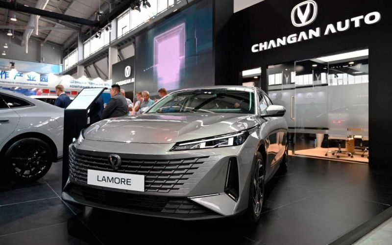 
            Changan представил седан Lamore для России
        