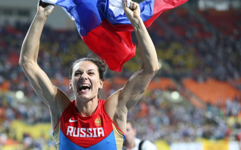 Чернышенко предложил разобраться со словами Исинбаевой о воинском звании