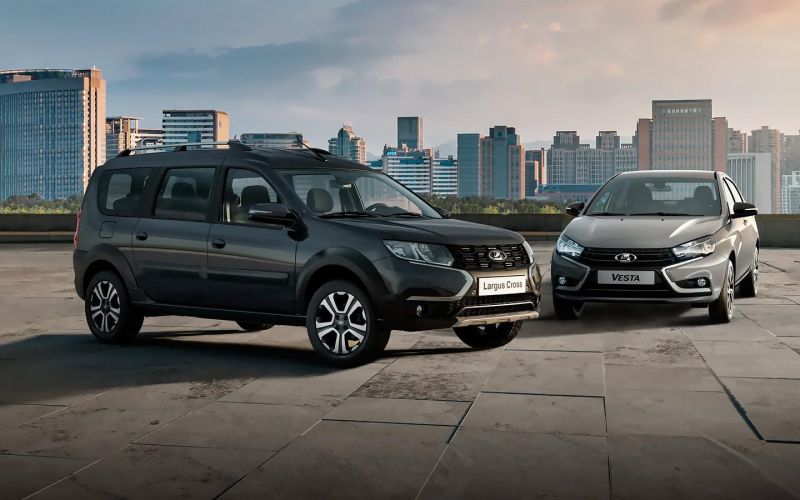 
            Lada готовит три новых модели. Какими будут Granta и ее родственники
        