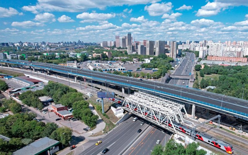 
            Платные дороги в Москве: сколько стоит проезд в 2023 году и куда ведут
        