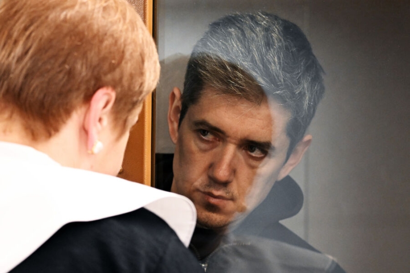 За гибель людей при прорыве трубы в ТЦ «Времена года» ответит инженер 