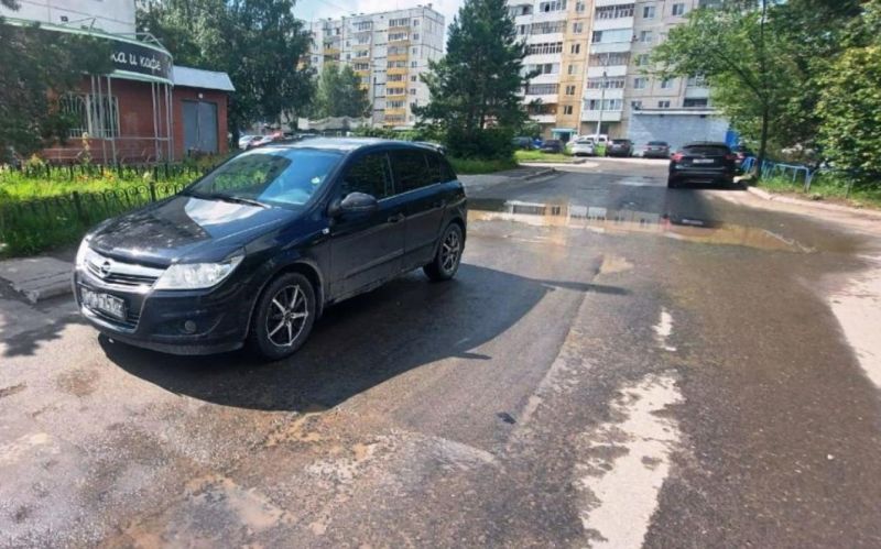 
            ГИБДД оштрафовала девушку, приехавшую сдавать на права за рулем
        