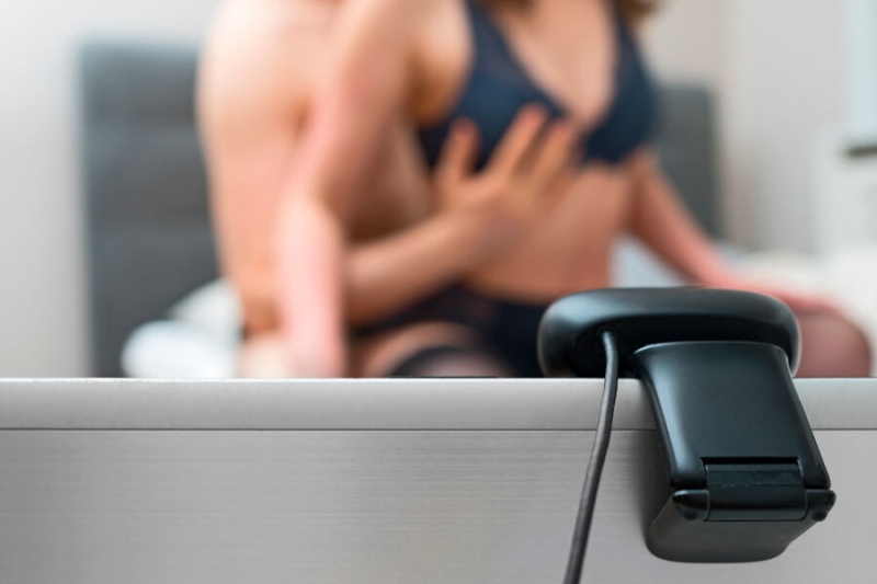 «Русские просят скидку. Жалкое зрелище»: вебкамщик — о деньгах, клиентах и рисках 